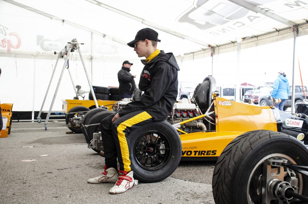 Mac Clark at F1600